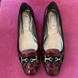 EUC Rare Tod’s Patent Leather Driving Shoes